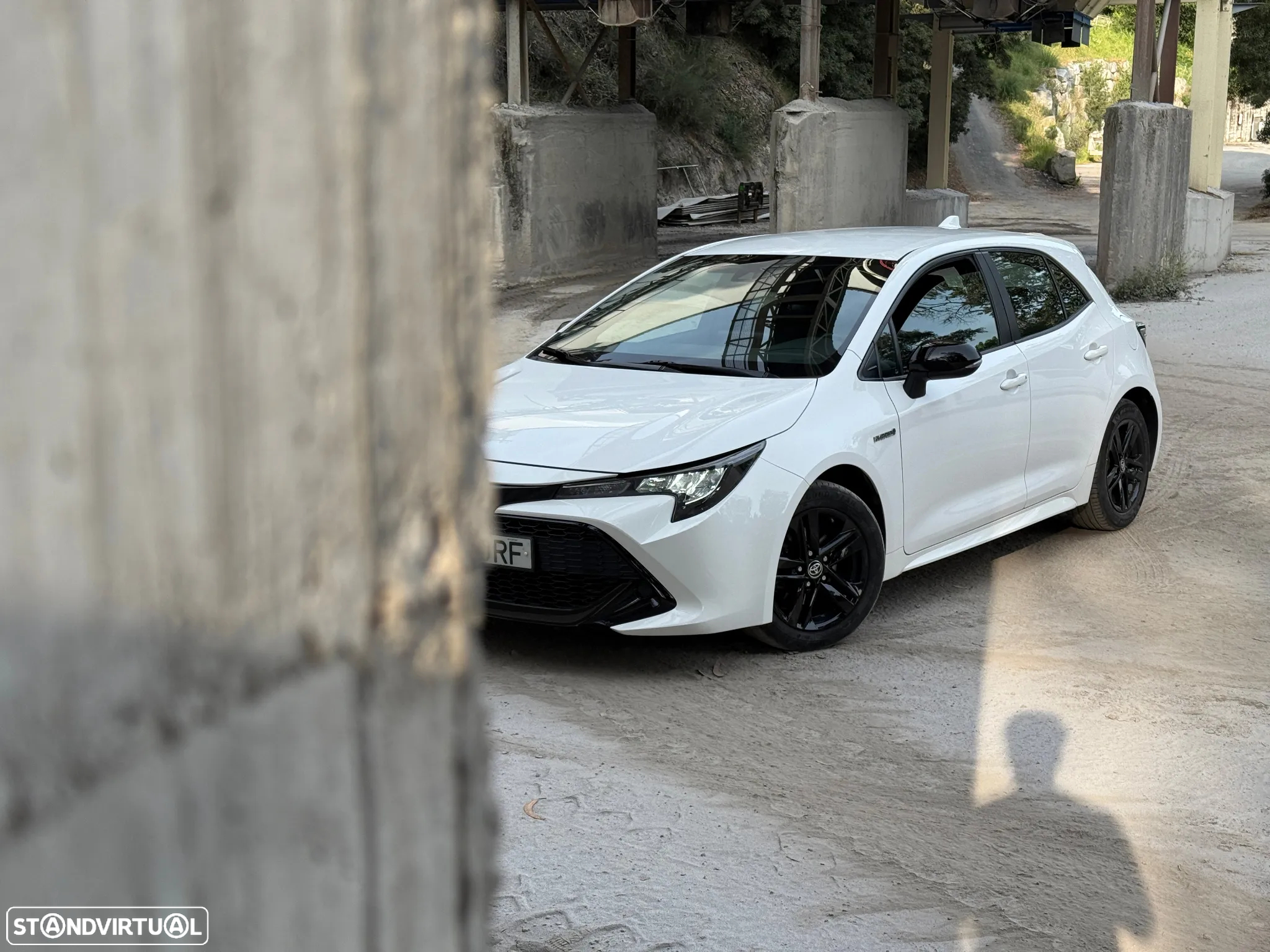 Toyota Corolla 1.8 Hybrid Exclusive - 6
