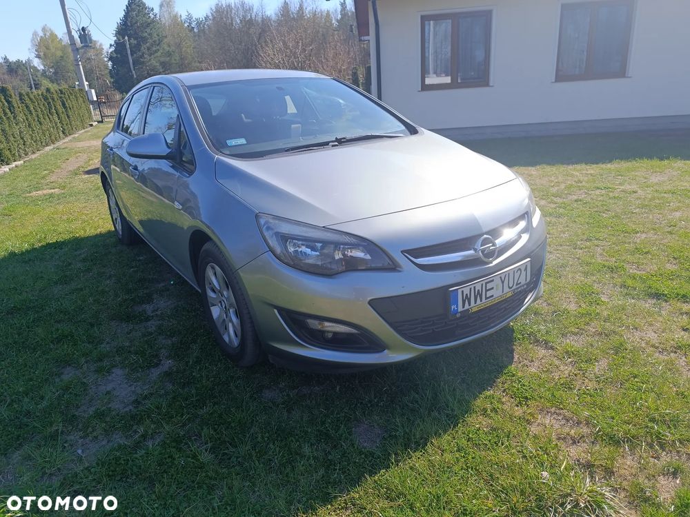 Opel Astra - 4