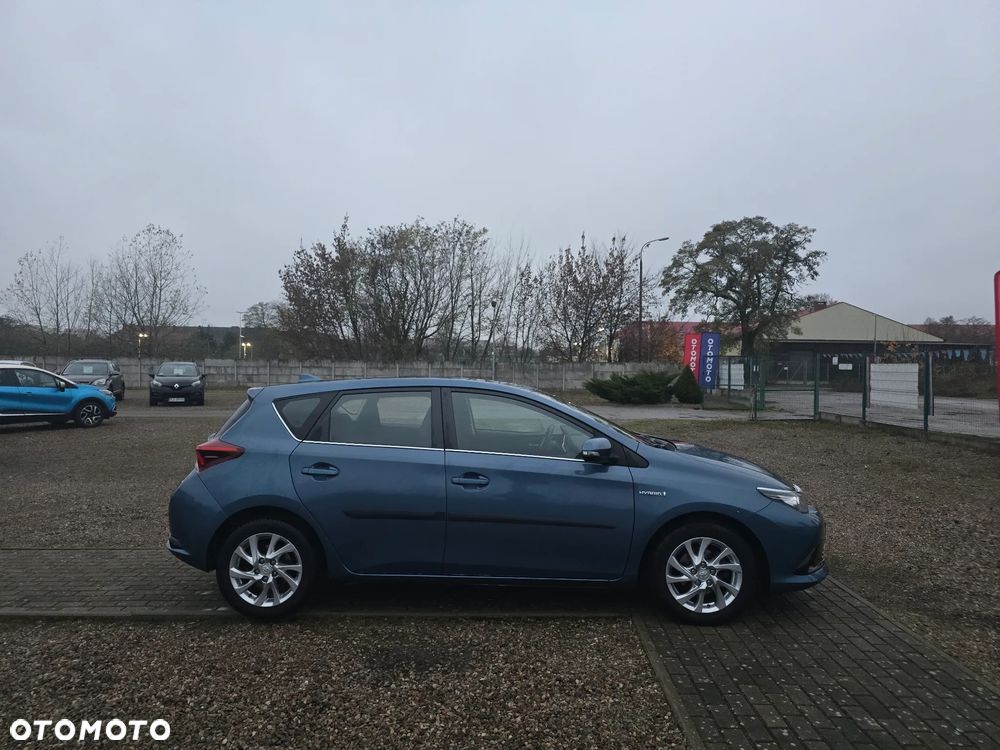 Toyota Auris Hybrid 135 Comfort - 5