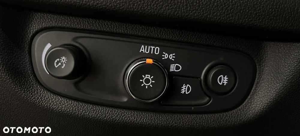 Opel Insignia 2.0 CDTI Exclusive S&S - 20