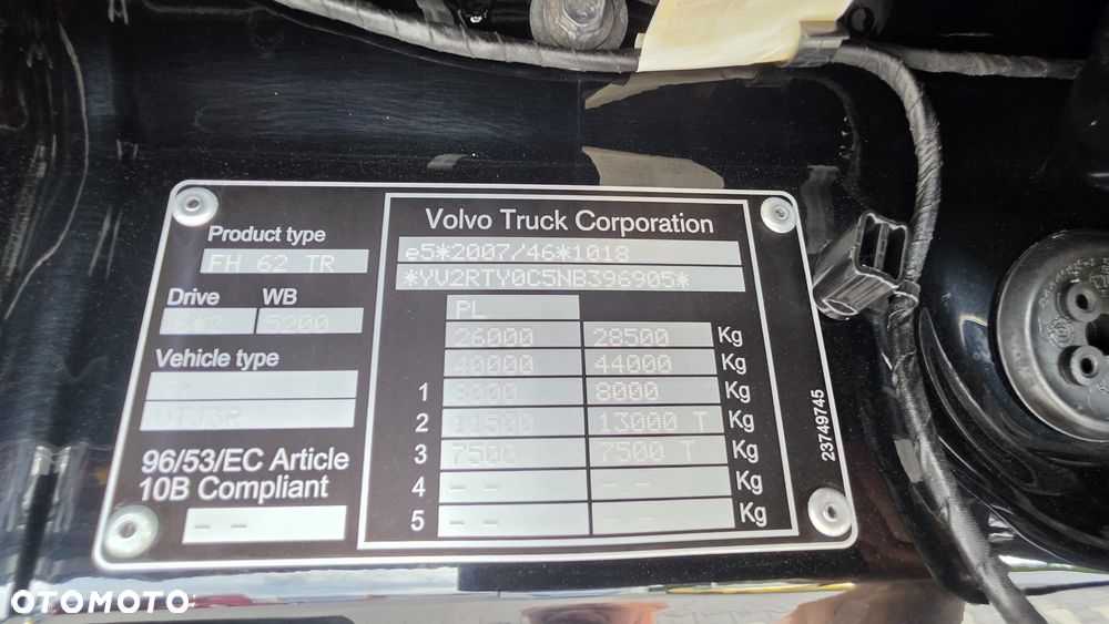 Volvo ///FH///460///2023///GLOBETROTTER/// XXL///HDS///HIAB///WECON///CHWYTAK/// ROTATOR///WAGA///JEDYNE 125 TYŚ KM/// PRZYCZEPA///FULL LED///VIRTUAL COCPIT/// STAN JAK NOWY. - 39