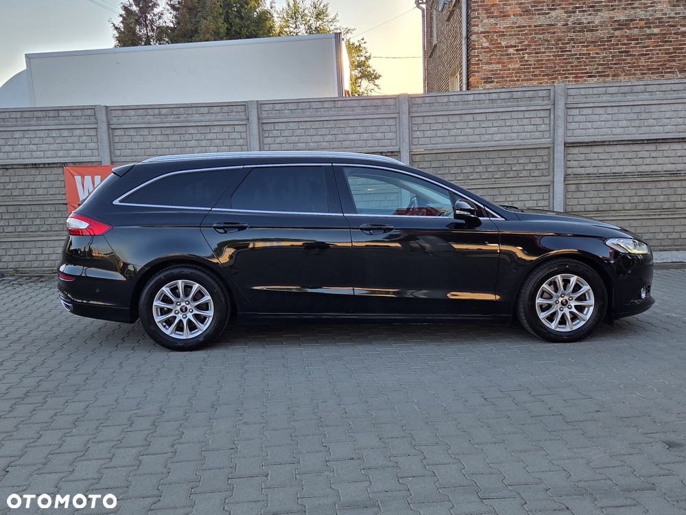 Ford Mondeo 2.0 TDCi Titanium - 38