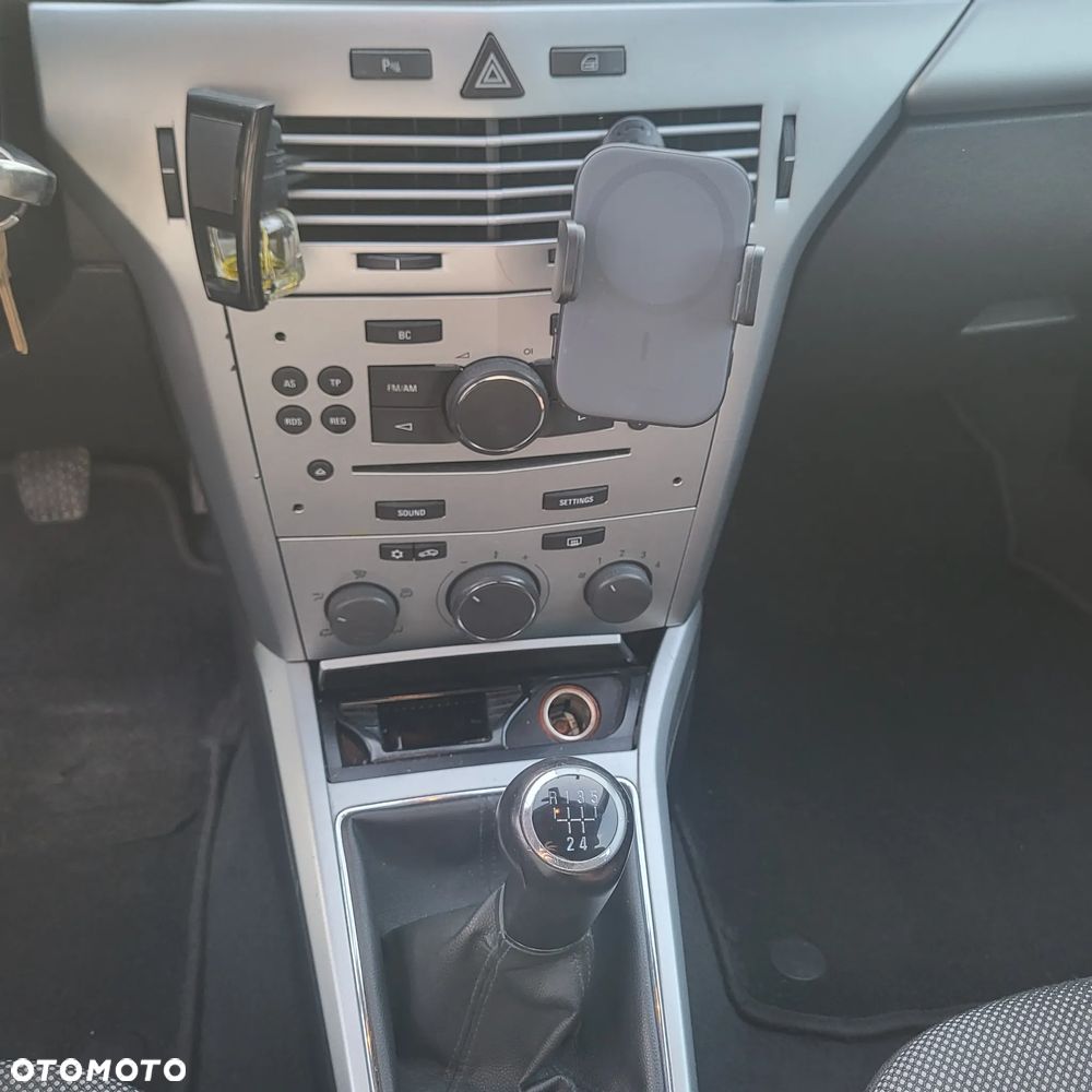 Opel Astra 1.6 - 10