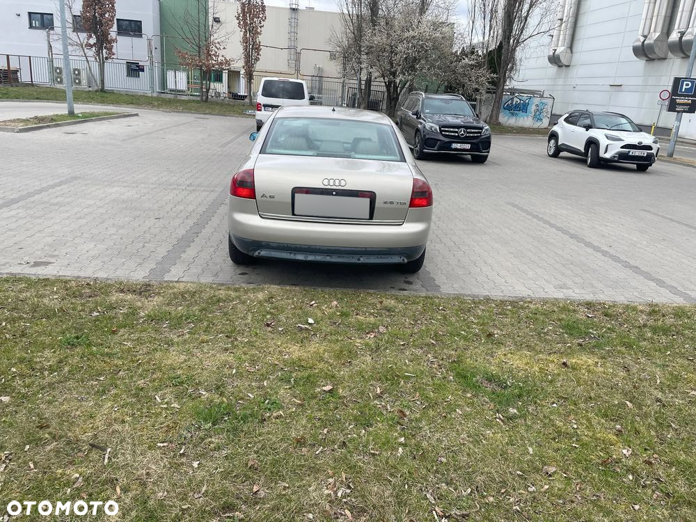 Audi A6 - 6