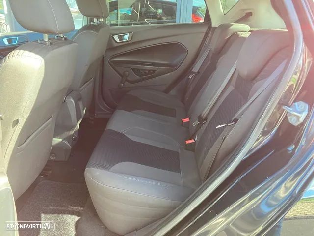 Ford Fiesta 1.5 TDCi Trend - 22