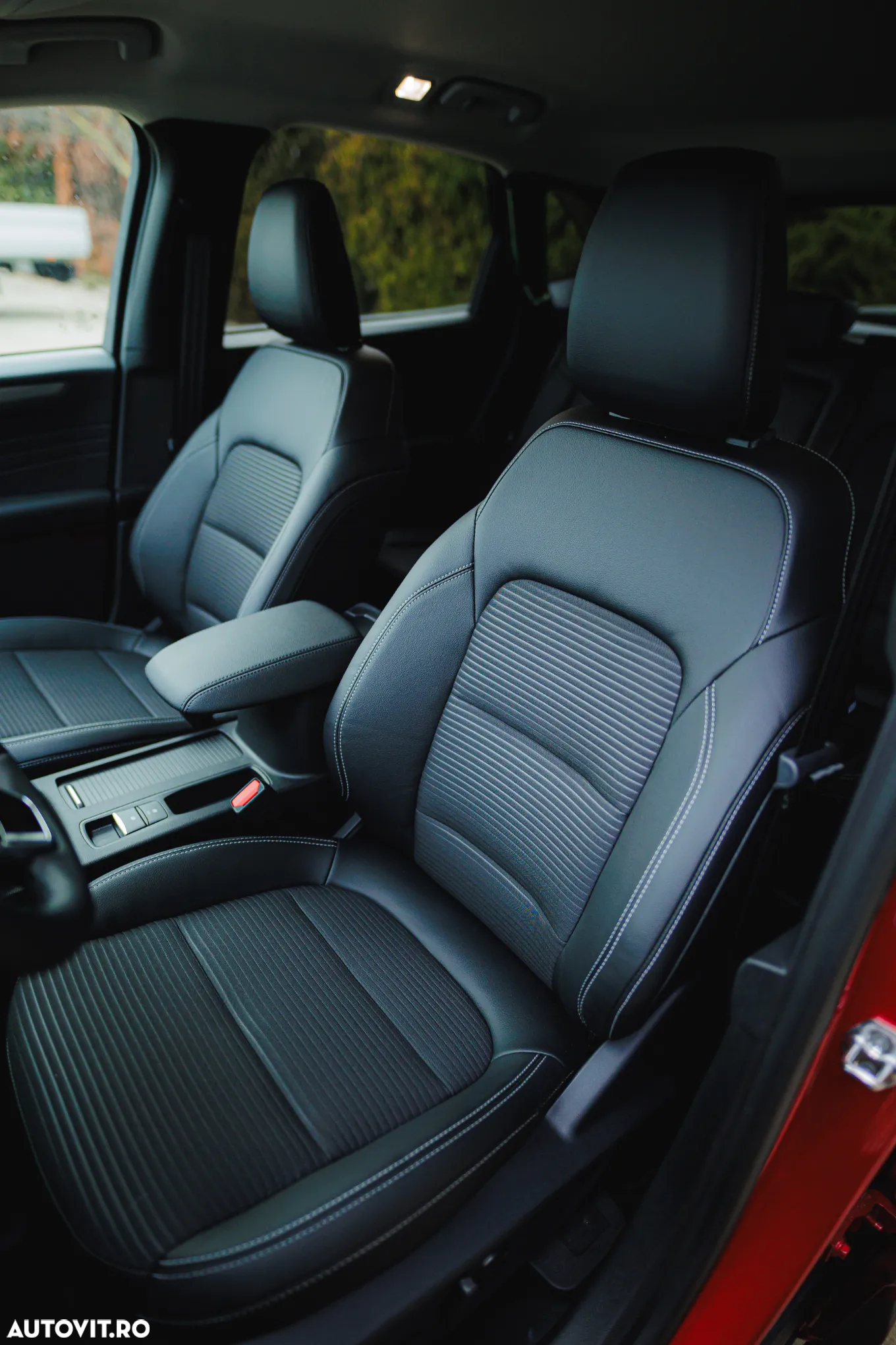 Ford Kuga - 11
