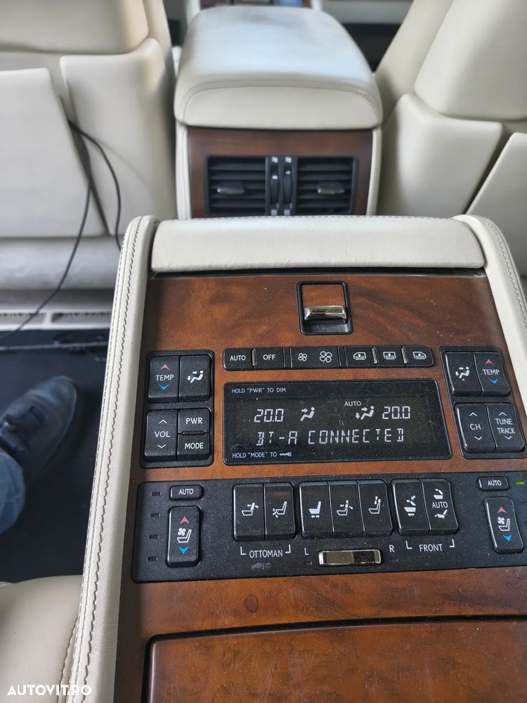 Lexus Seria LS 600h L - 10