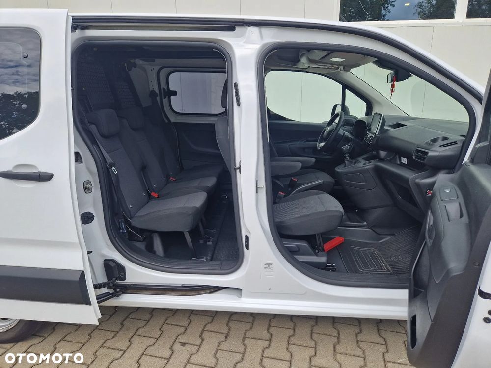 Toyota ProAce Kombi 1.5 D-4D Medium 2,6t - 8
