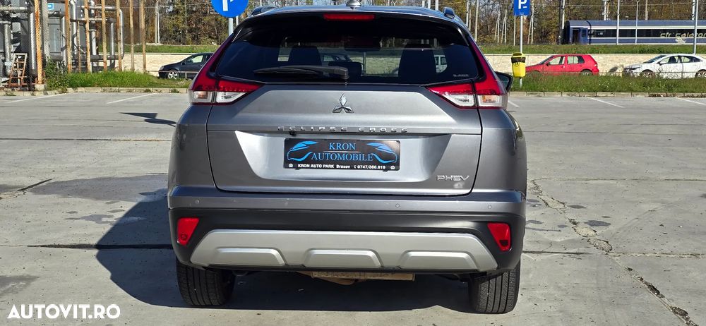 Mitsubishi Eclipse-Cross Plug-In Hybrid 4WD Plus - 18