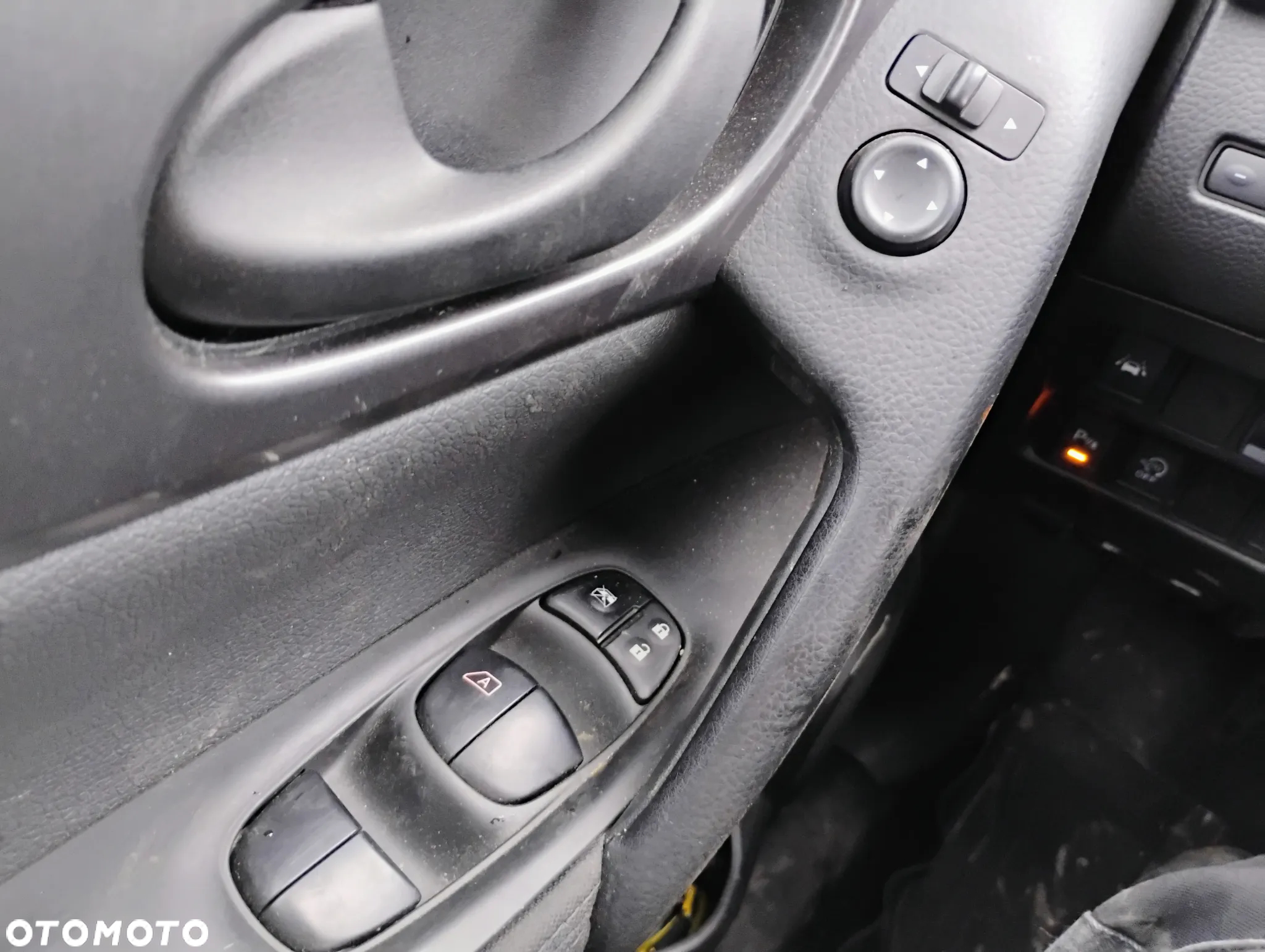 Nissan Qashqai 1.2 DIG-T Acenta EU6 - 10
