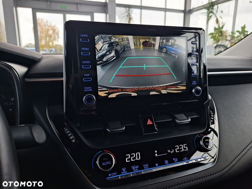 Toyota Corolla 1.5 Comfort - 23