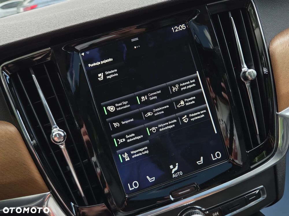 Volvo S90 D4 AWD Geartronic Inscription - 29