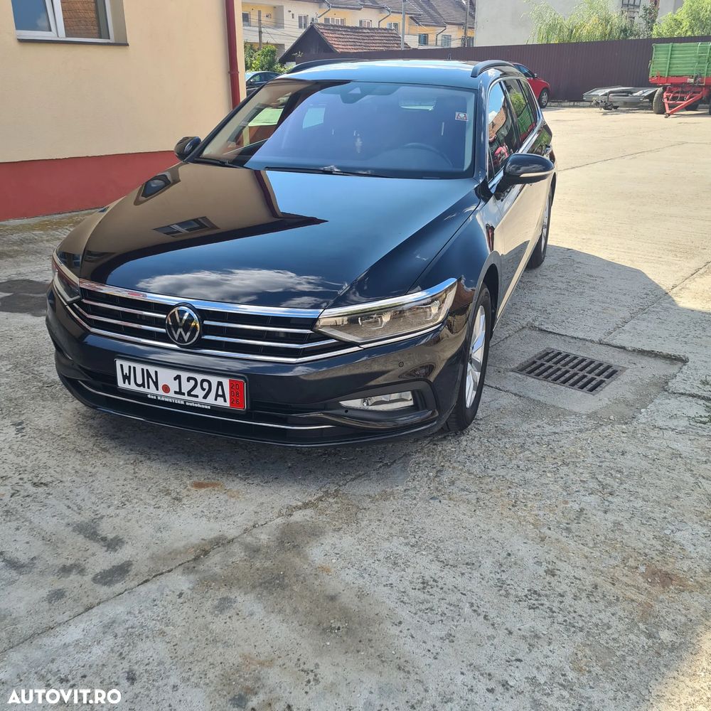 Volkswagen Passat 2.0 TDI SCR Trendline - 1