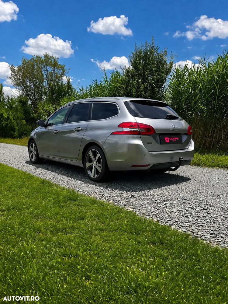 Peugeot 308 1.2 L PureTech Turbo Active - 8