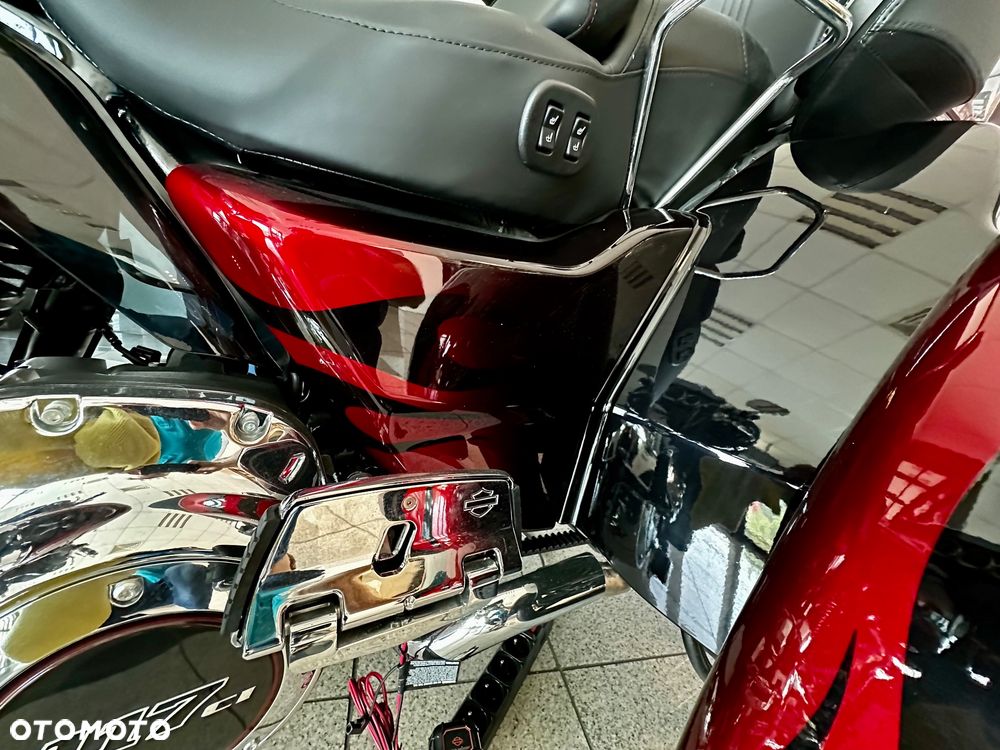 Harley-Davidson Tri Glide - 6