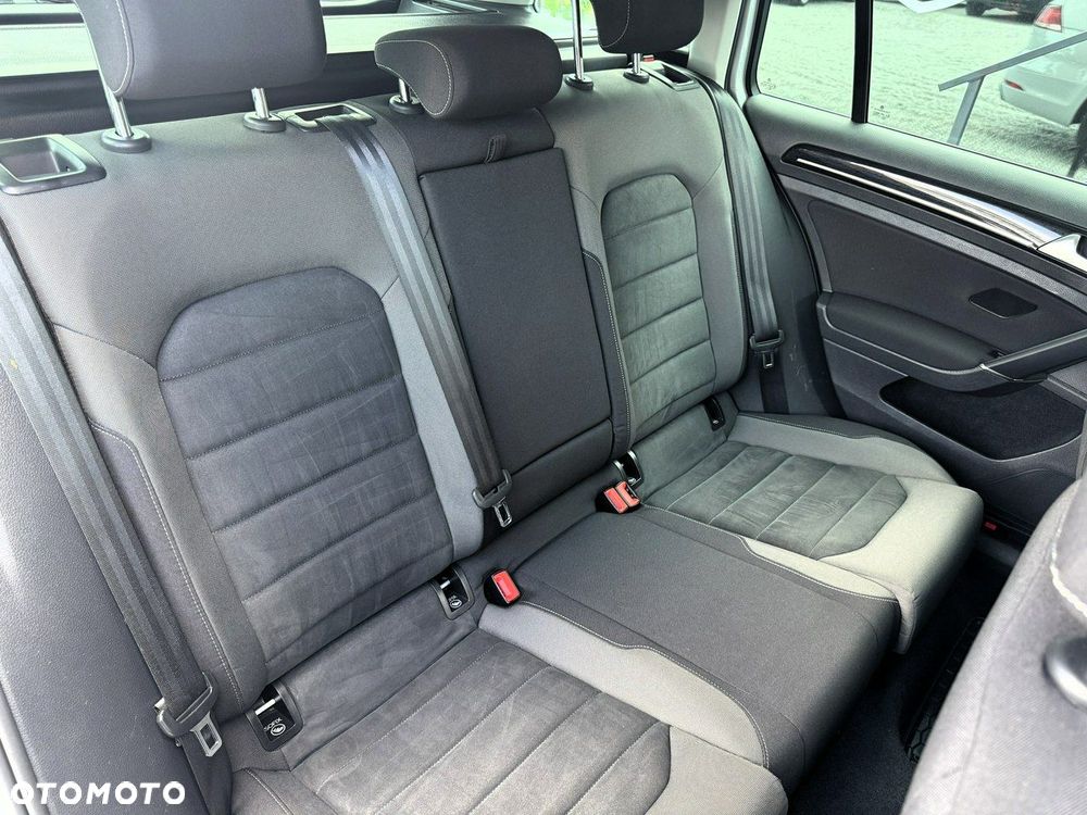 Volkswagen Golf VII 1.6 TDI BMT Highline - 32