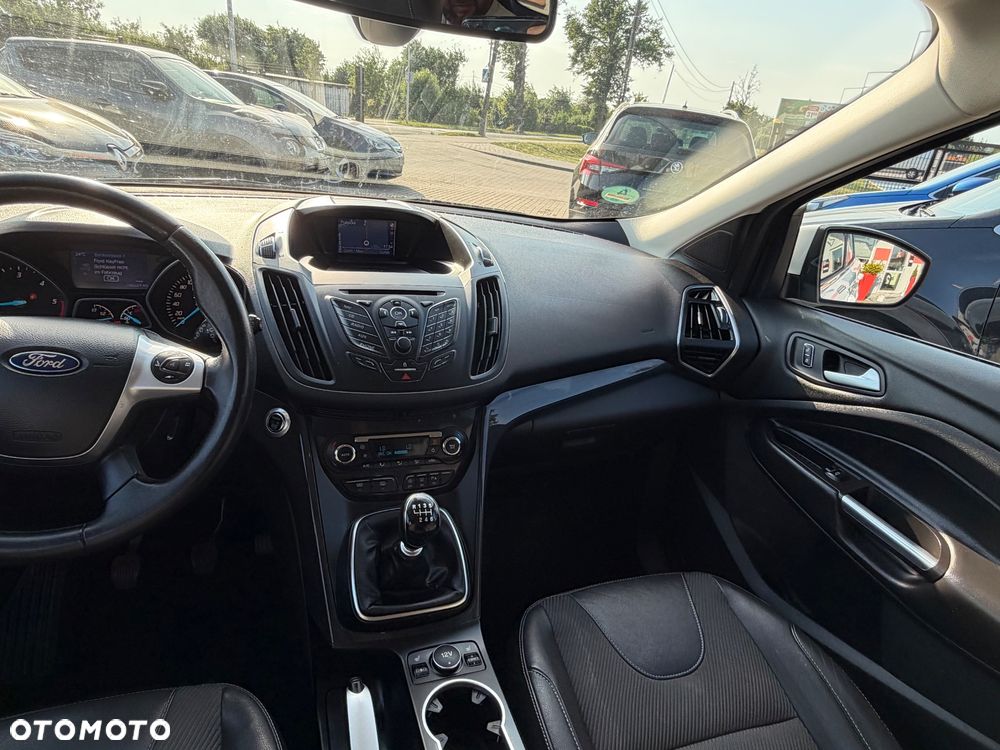 Ford Kuga 2.0 TDCi 2x4 Titanium - 13