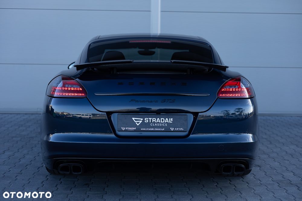 Porsche Panamera GTS PDK - 6