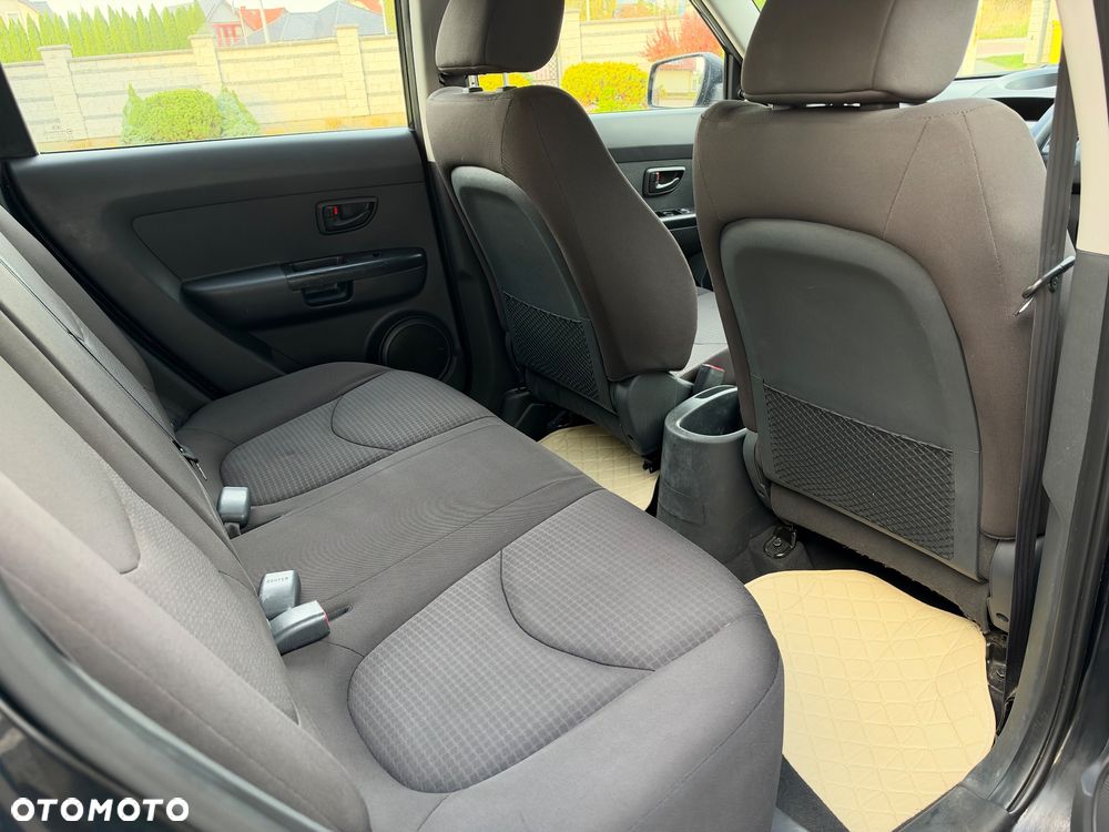 Kia Soul 1.6 CRDi L EU5 - 8