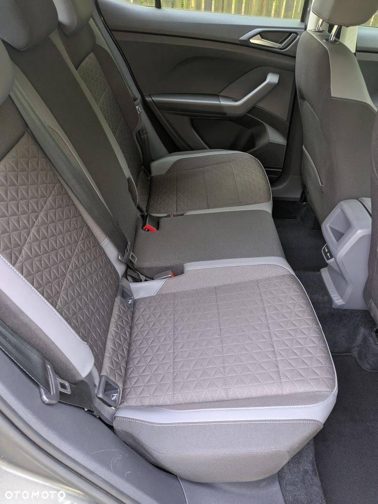 Volkswagen T-Cross - 24