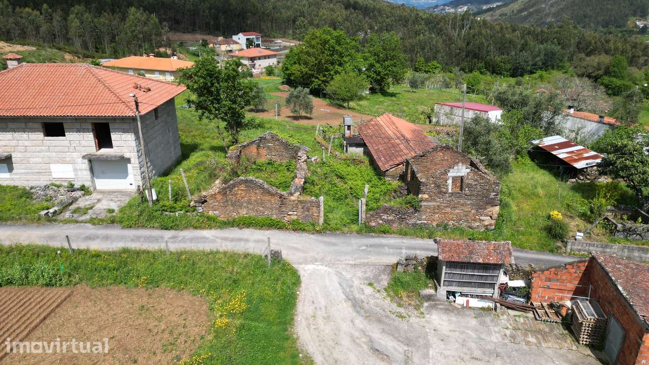 Moradia Rústica, Sá, Santa Maria de Sardoura - Grande imagem: 2/8