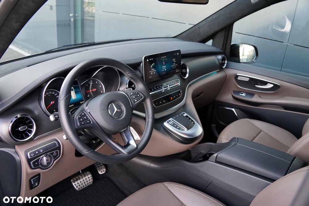 Mercedes-Benz Klasa V 300 d 4-Matic 9G-Tronic (d³ugi) - 16