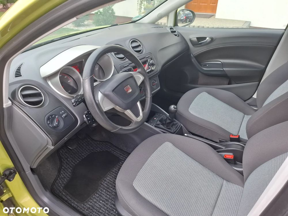 Seat Ibiza 1.2 12V Style Viva - 5