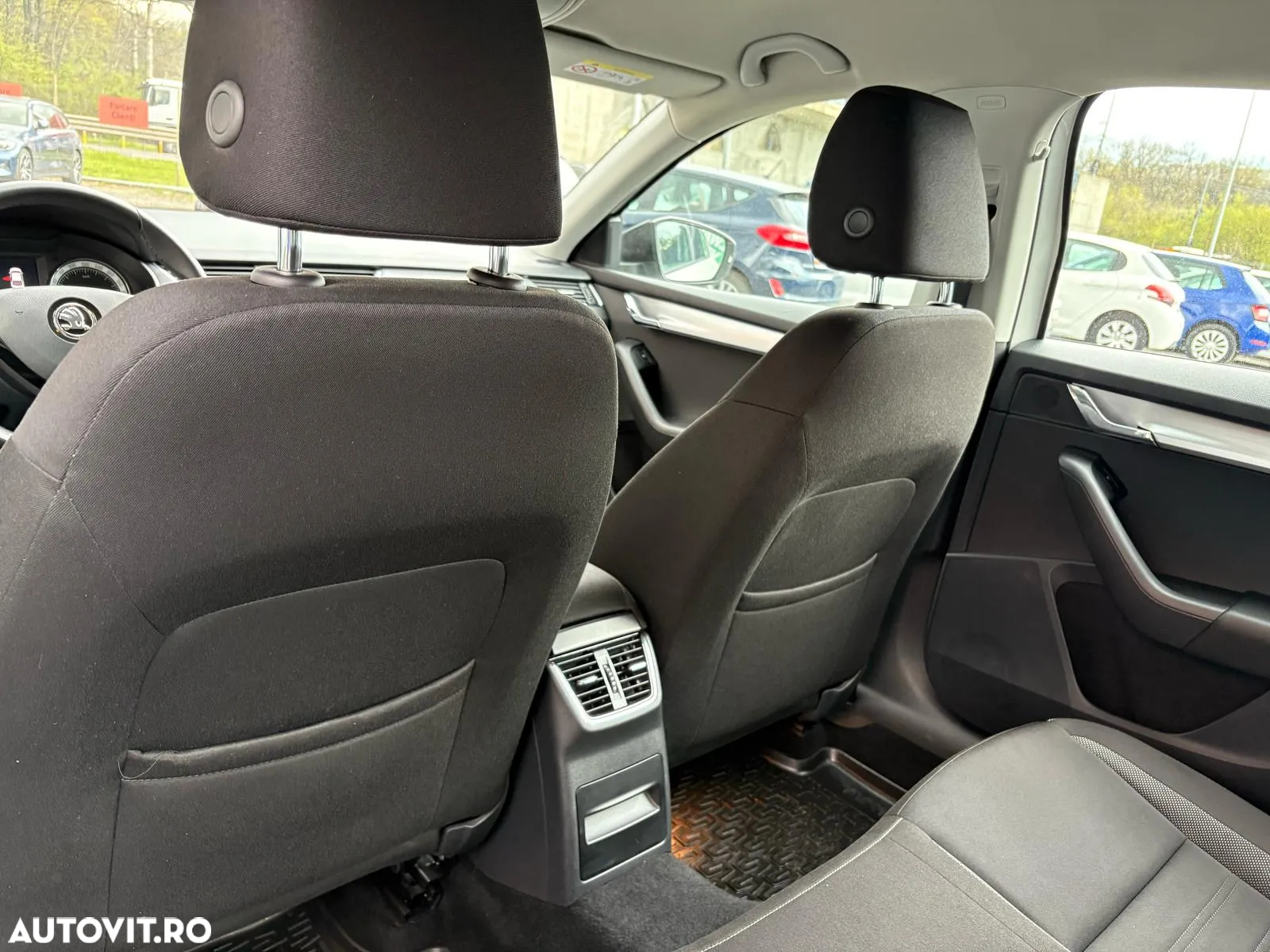 Skoda Octavia 1.5 TSI DSG Ambition - 5