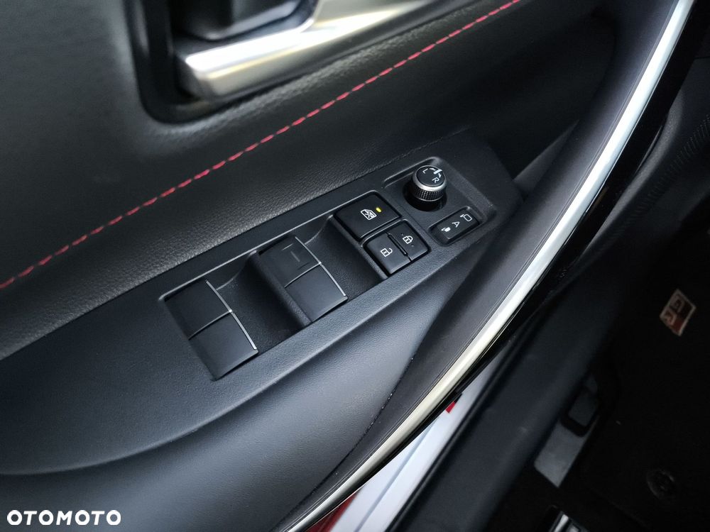 Toyota Corolla 2.0 Hybrid GR Sport - 21