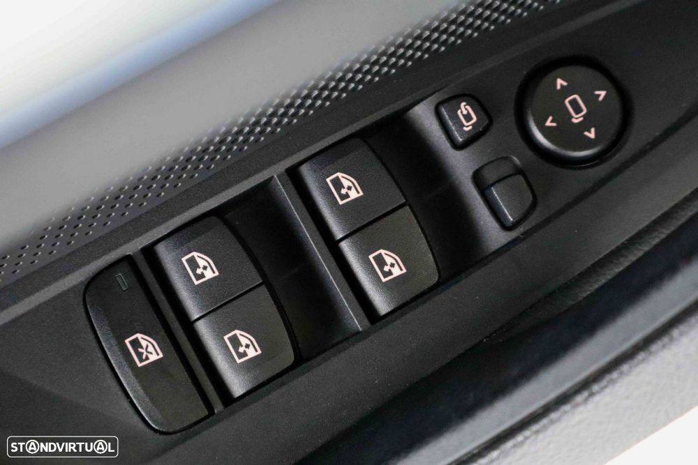 BMW i4 eDrive40 Pack Desportivo M - 17