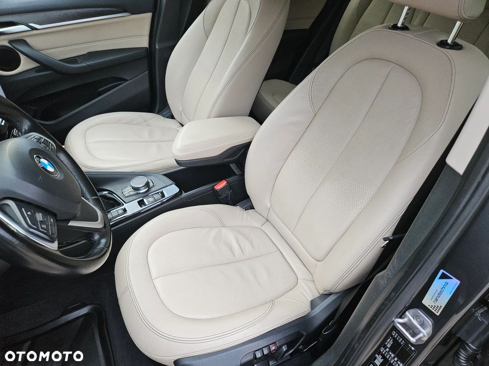 BMW X1 xDrive25d xLine - 12