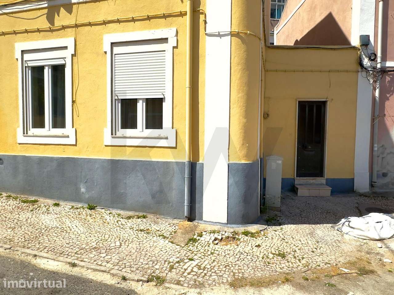 Apartamento T4 com 93m2 na Vila Cândida em Penha de França - Lisboa - Grande imagem: 4/37