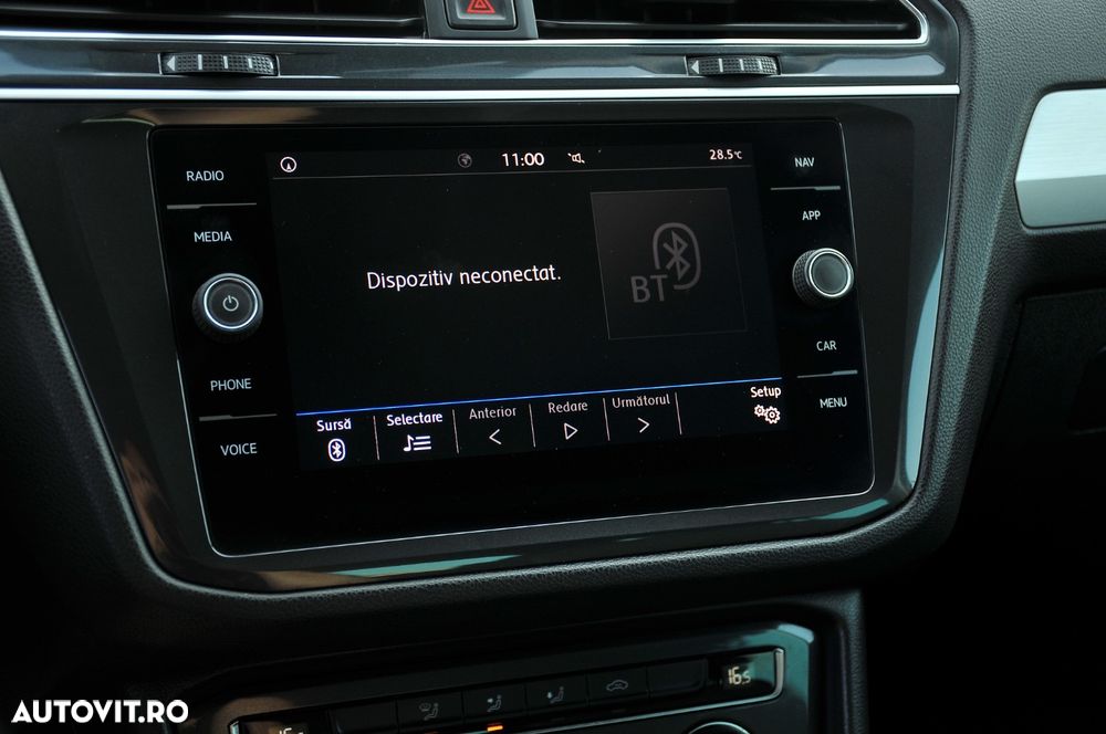 Volkswagen Tiguan - 17