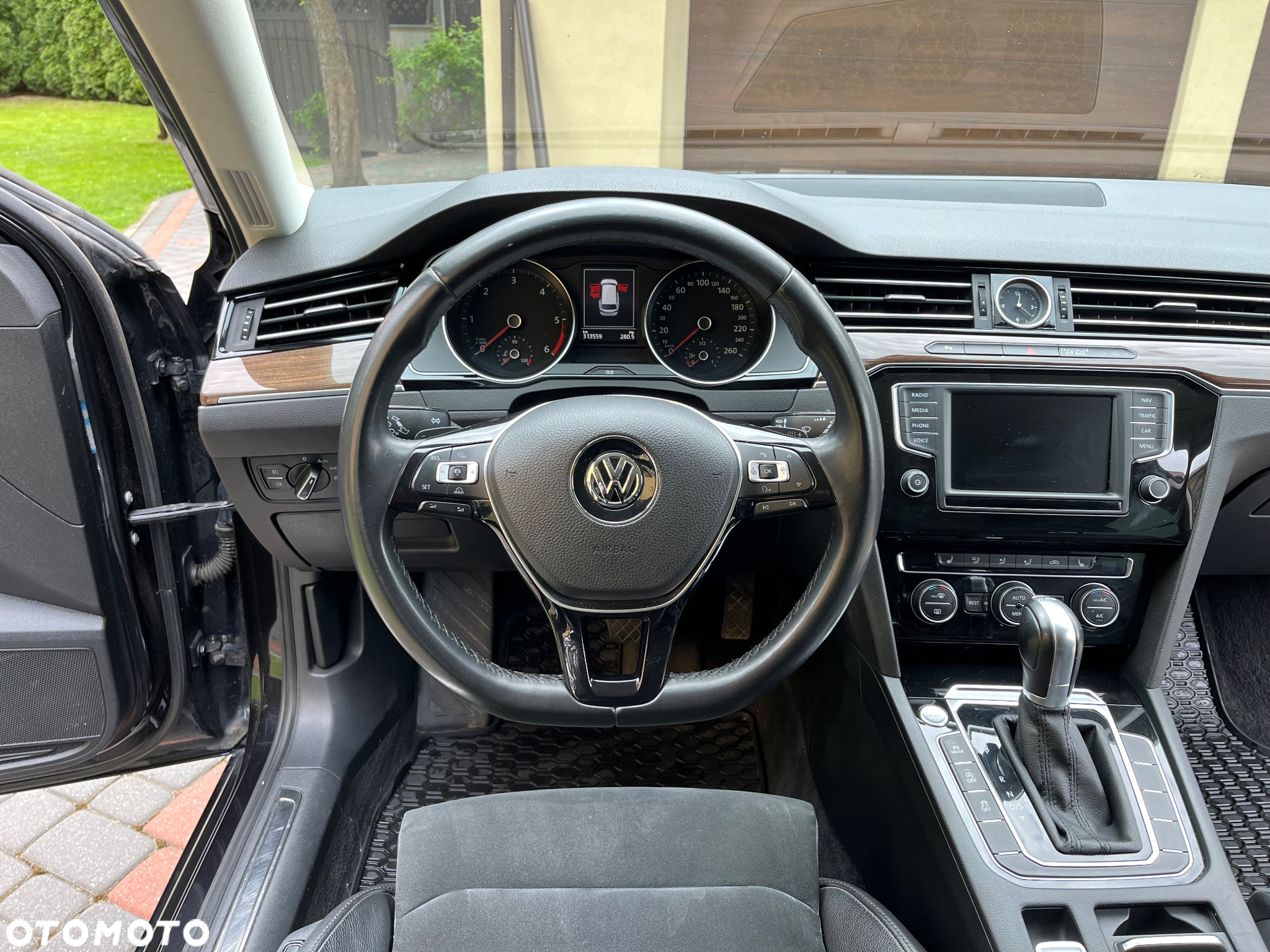 Volkswagen Passat 2.0 TDI BMT Highline DSG - 12