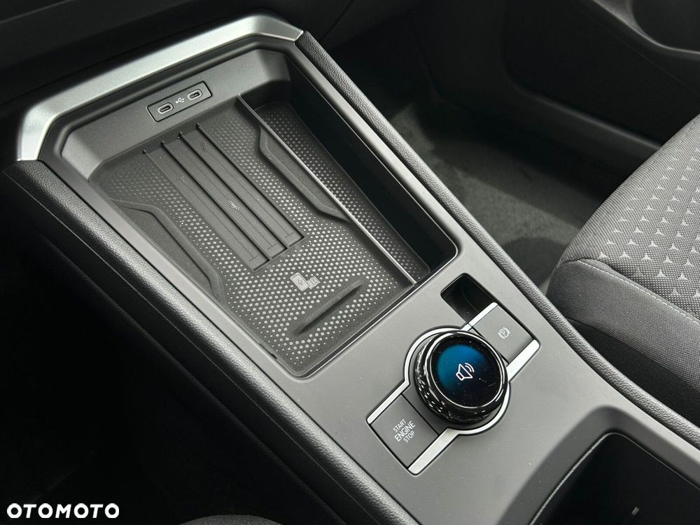 Volkswagen T-Roc - 25