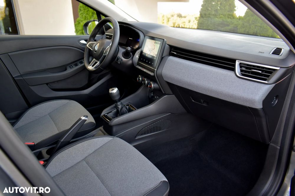 Renault Clio - 29