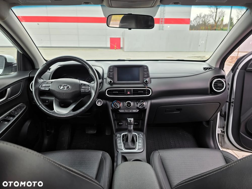 Hyundai Kona - 24