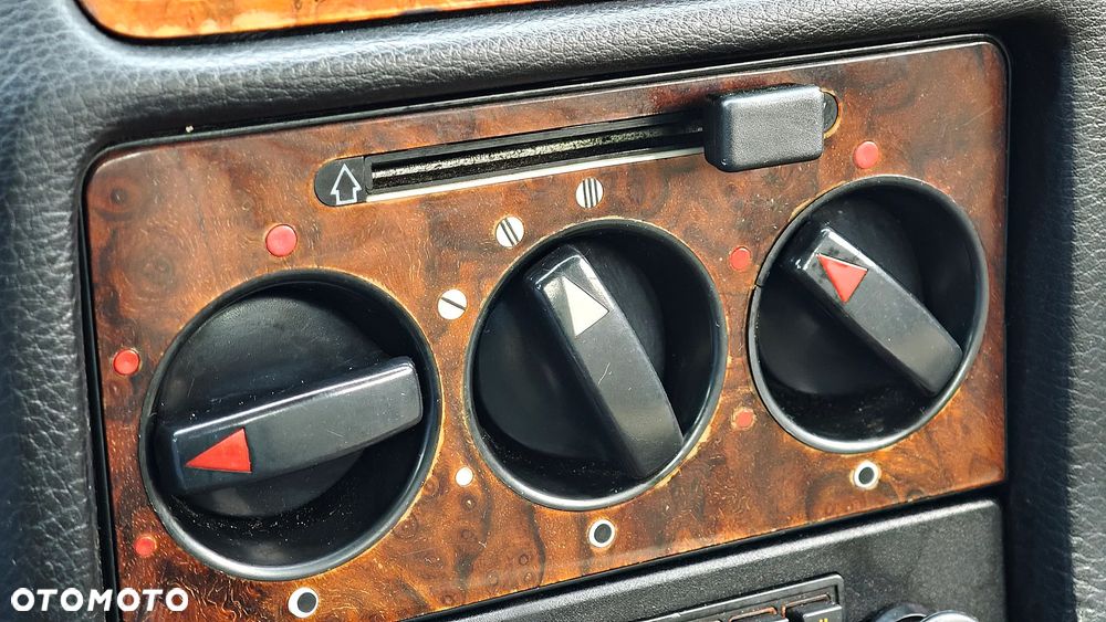 Mercedes-Benz W123 - 25