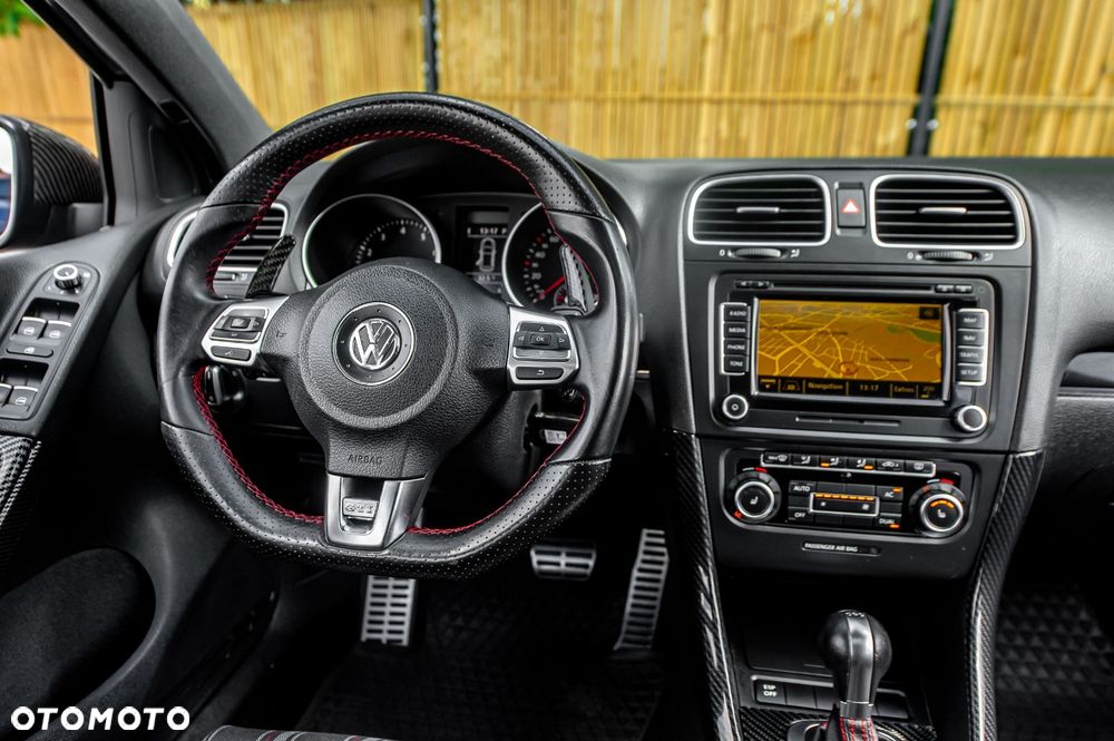 Volkswagen Golf 2.0 GTI DSG Edition 35 - 23