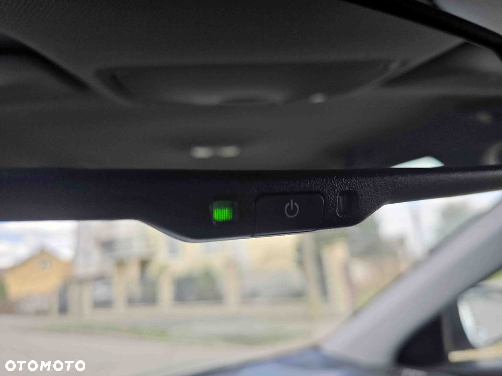 Hyundai i30 blue 1.6 CRDi Premium - 30