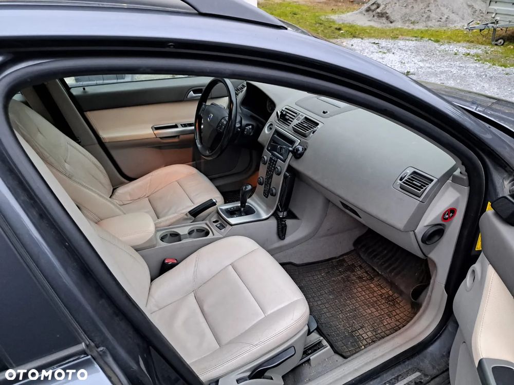 Volvo V50 T5 AWD Momentum - 11