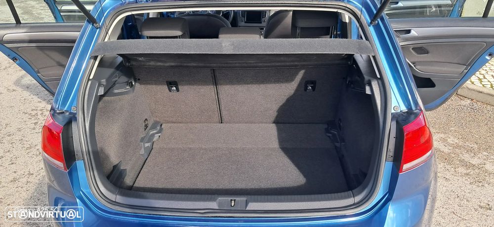 VW Golf 1.6 TDi BlueMotion Comfortline - 28