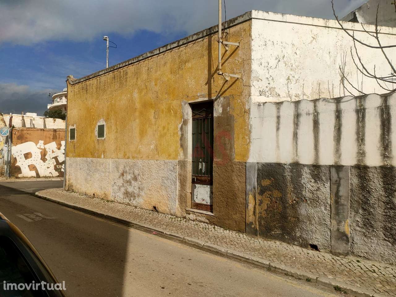 Prédio com projeto aprovado em Olhão, Faro - Grande imagem: 5/17