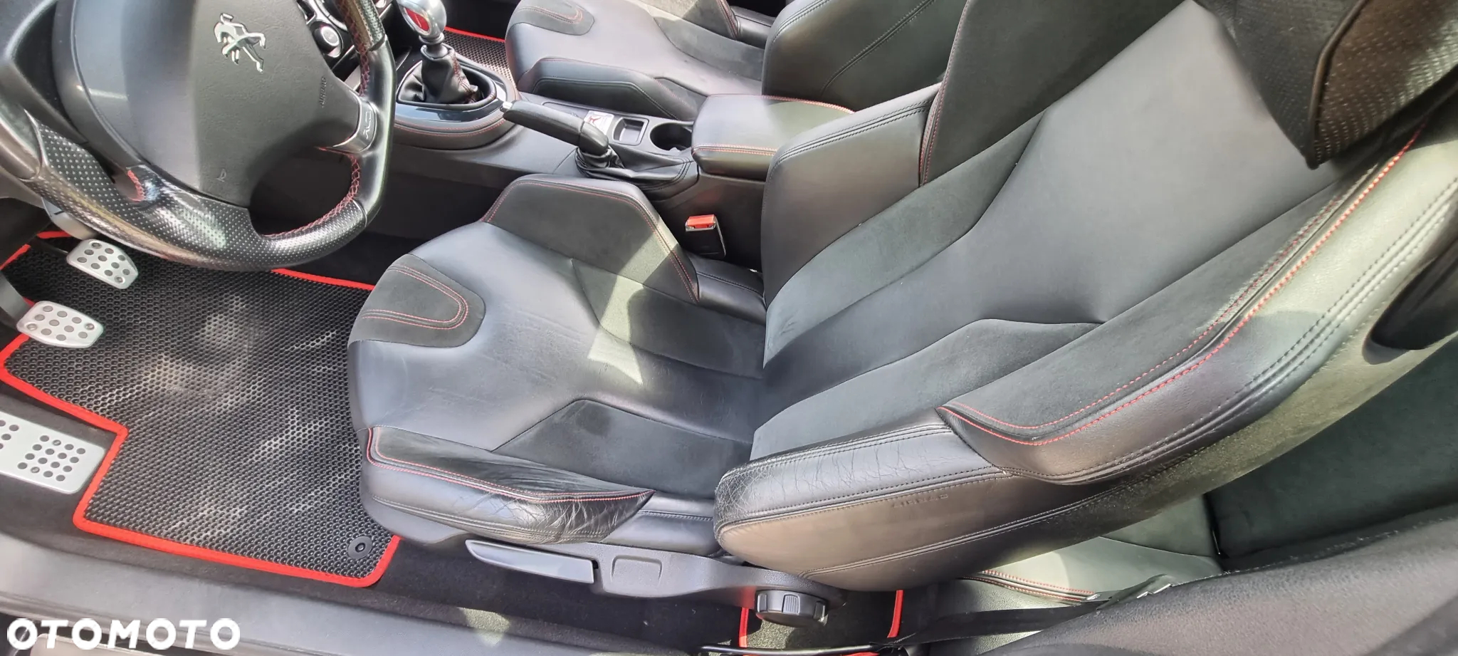 Peugeot RCZ 1.6 THP R - 20