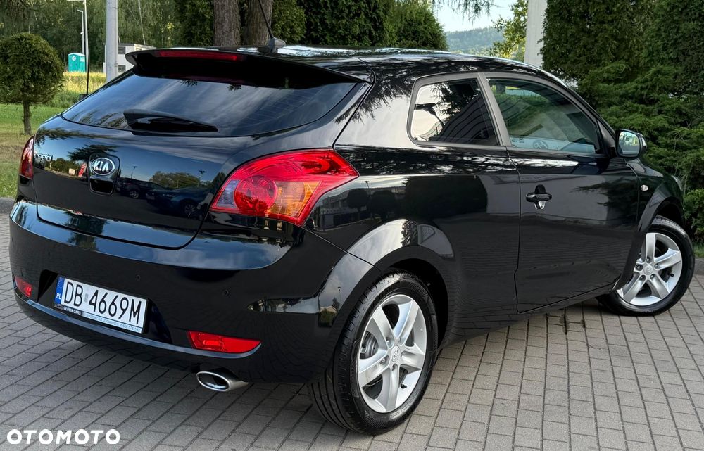 Kia ProCeed 1.4 CVVT Dream-Team Edition - 21