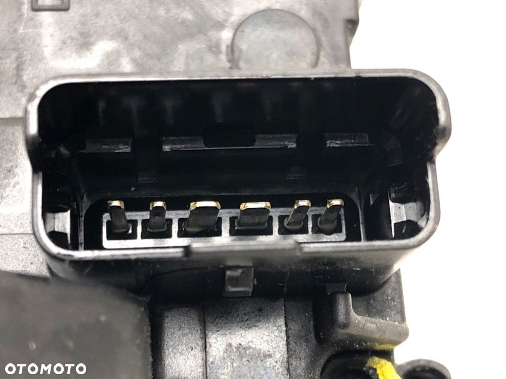 ZAMEK DRZWI LEWY TYŁ - 138.00 PLN - RENAULT KANGOO / GRAND KANGOO II (KW0/1_) 2008 - 2022 1.5 dCi - 4