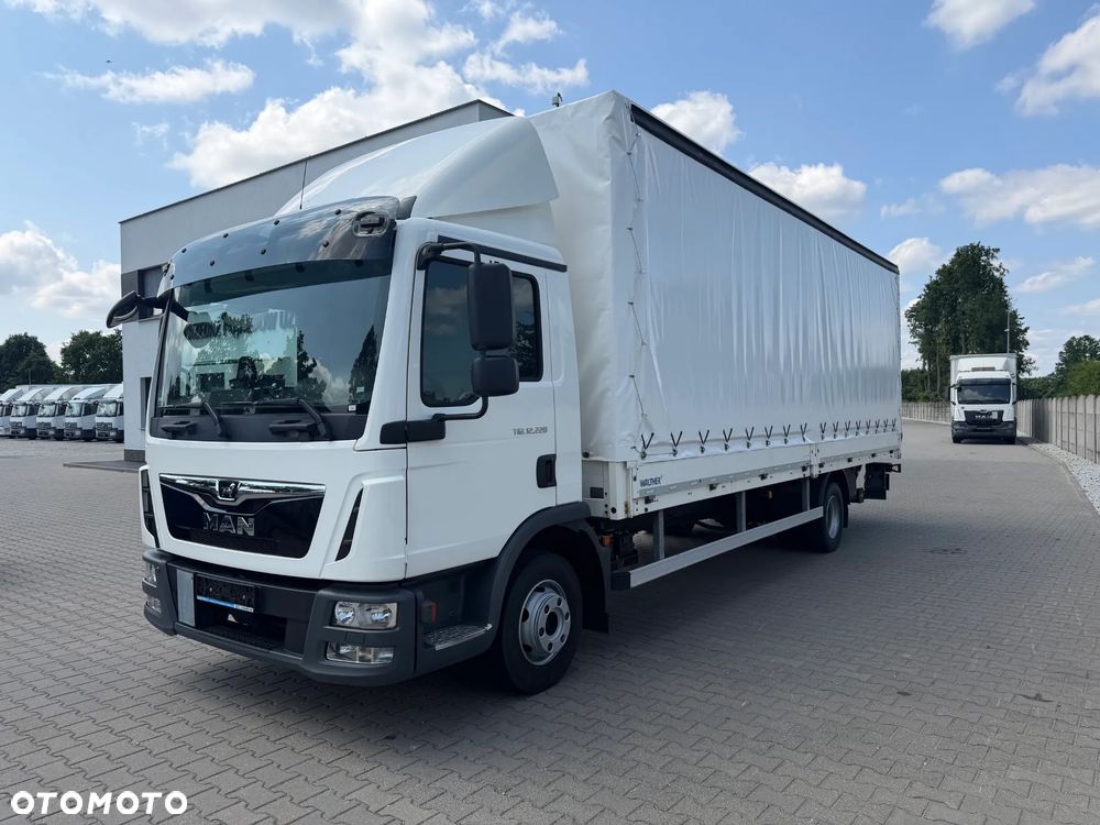 MAN TGL 12.220 burtofirana 18 europalet - 2