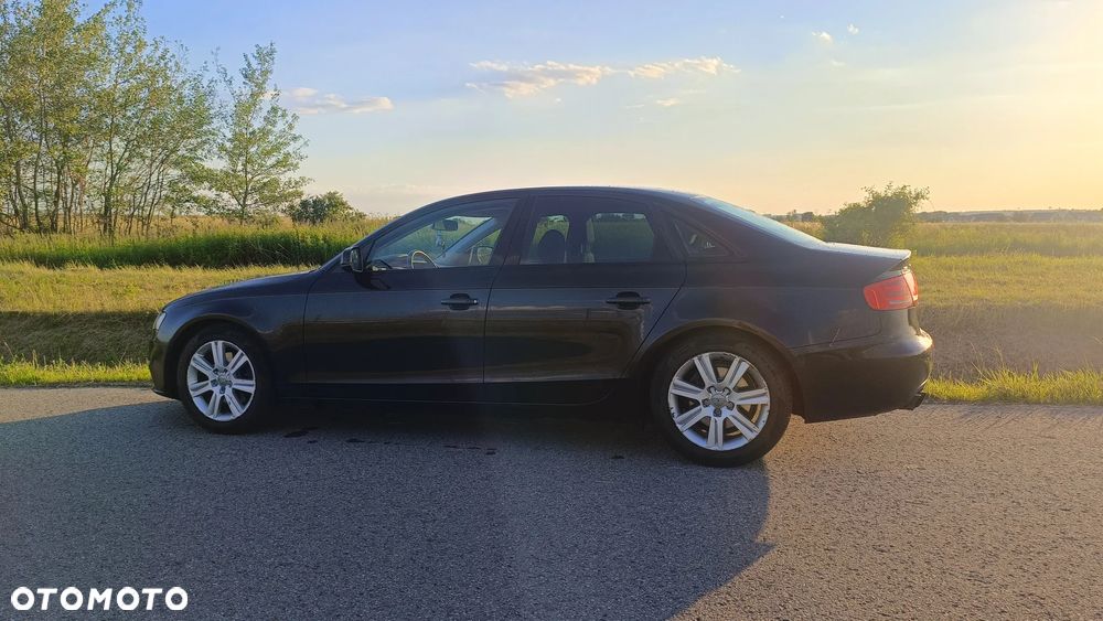Audi A4 Limousine - 2