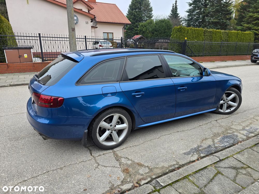Audi A4 Avant - 33