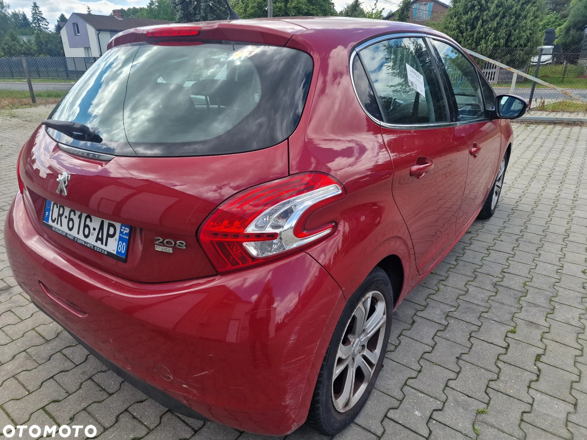 Peugeot 208 e-HDi 115 Stop&Start Allure - 8